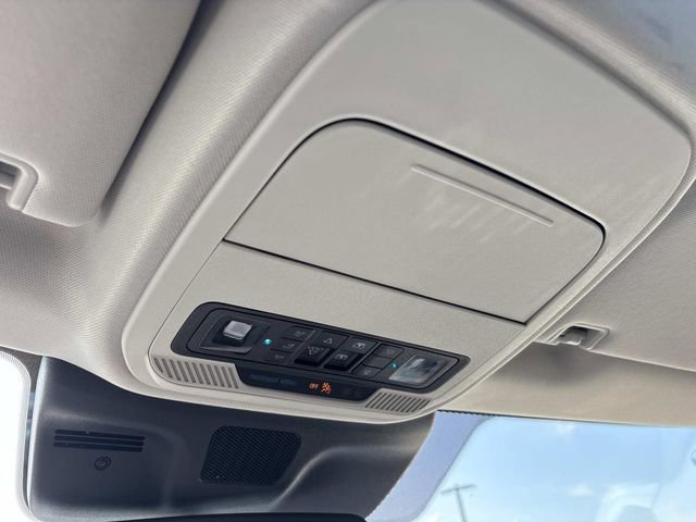 Certified 2025 Ford Expedition Max Platinum image 34