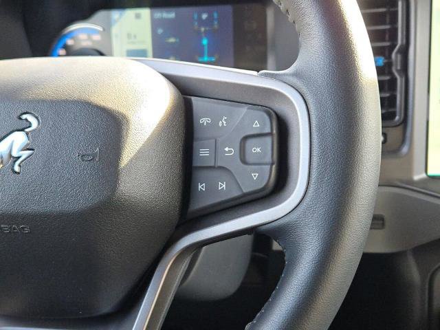 Certified 2024 Ford Bronco Black Diamond image 33