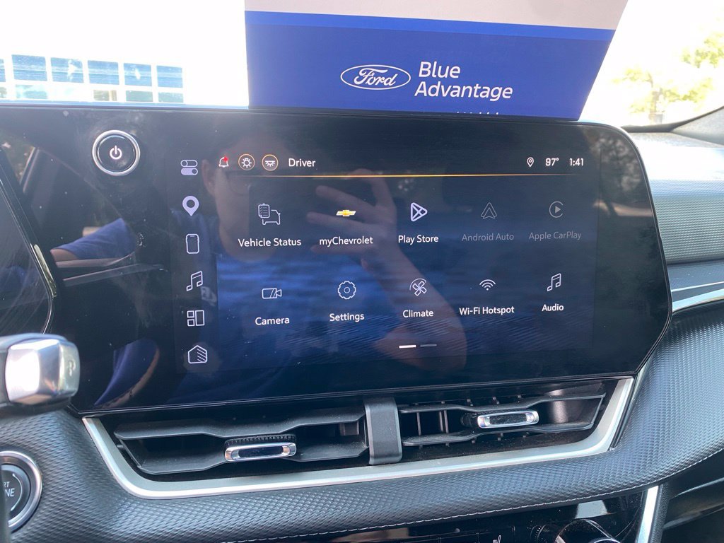 Used 2026 Chevrolet Equinox LT w/ Convenience Package II FWD image 23