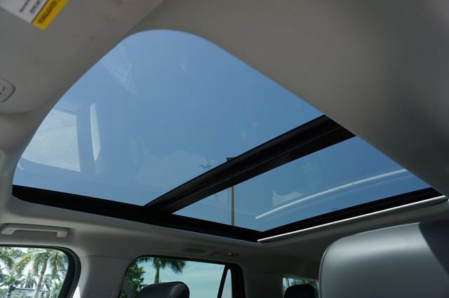 Certified 2025 Ford Expedition Active RWD image 9