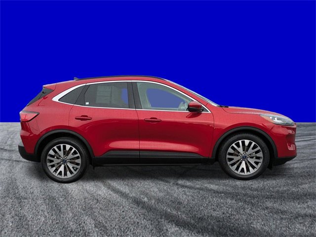 Certified 2020 Ford Escape Titanium image 3