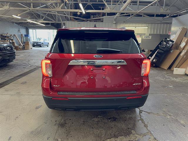 Certified 2023 Ford Explorer XLT AWD/4WD image 4
