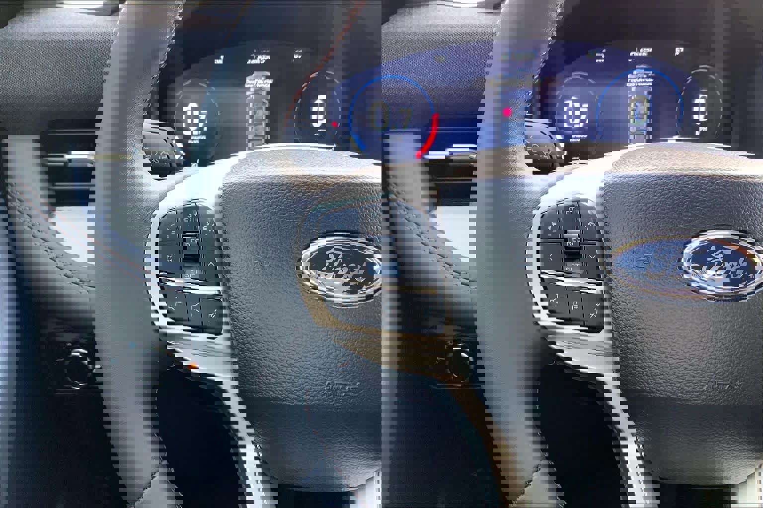 Certified 2025 Ford Explorer Active image 23