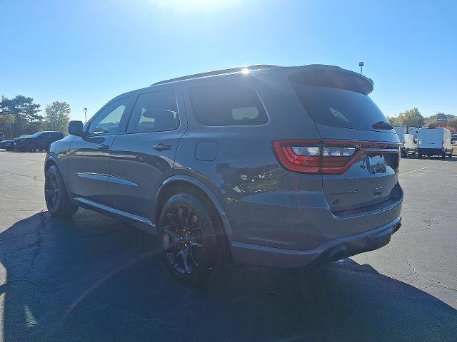 Used 2022 Dodge Durango SRT w/ Technology Group image 4