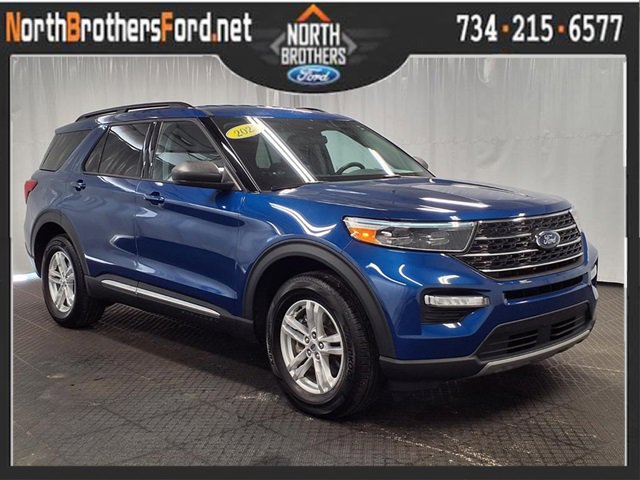 Certified 2023 Ford Explorer XLT w/ Equipment Group 202A