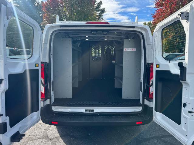 Certified 2025 Ford Transit 250 Low Roof w/ Exterior Upgrade Package RWD image 5