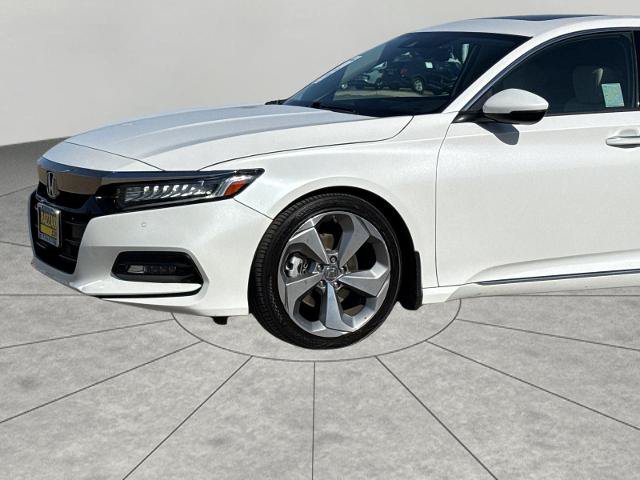 Used 2018 Honda Accord Touring image 23