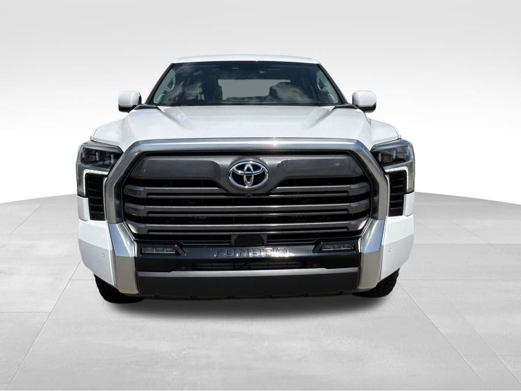 Used 2024 Toyota Tundra Limited AWD/4WD image 9