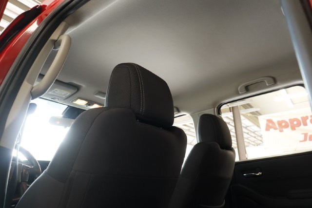 Used 2022 Nissan Frontier SV RWD image 29