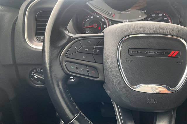 Used 2022 Dodge Charger SXT w/ Blacktop Package RWD image 18