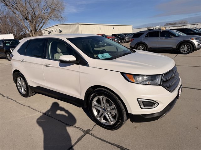 Certified 2018 Ford Edge Titanium w/ Ford Safe & Smart Package image 7