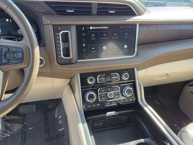 Used 2023 GMC Yukon XL Denali w/ Advanced Technology Package AWD/4WD image 23