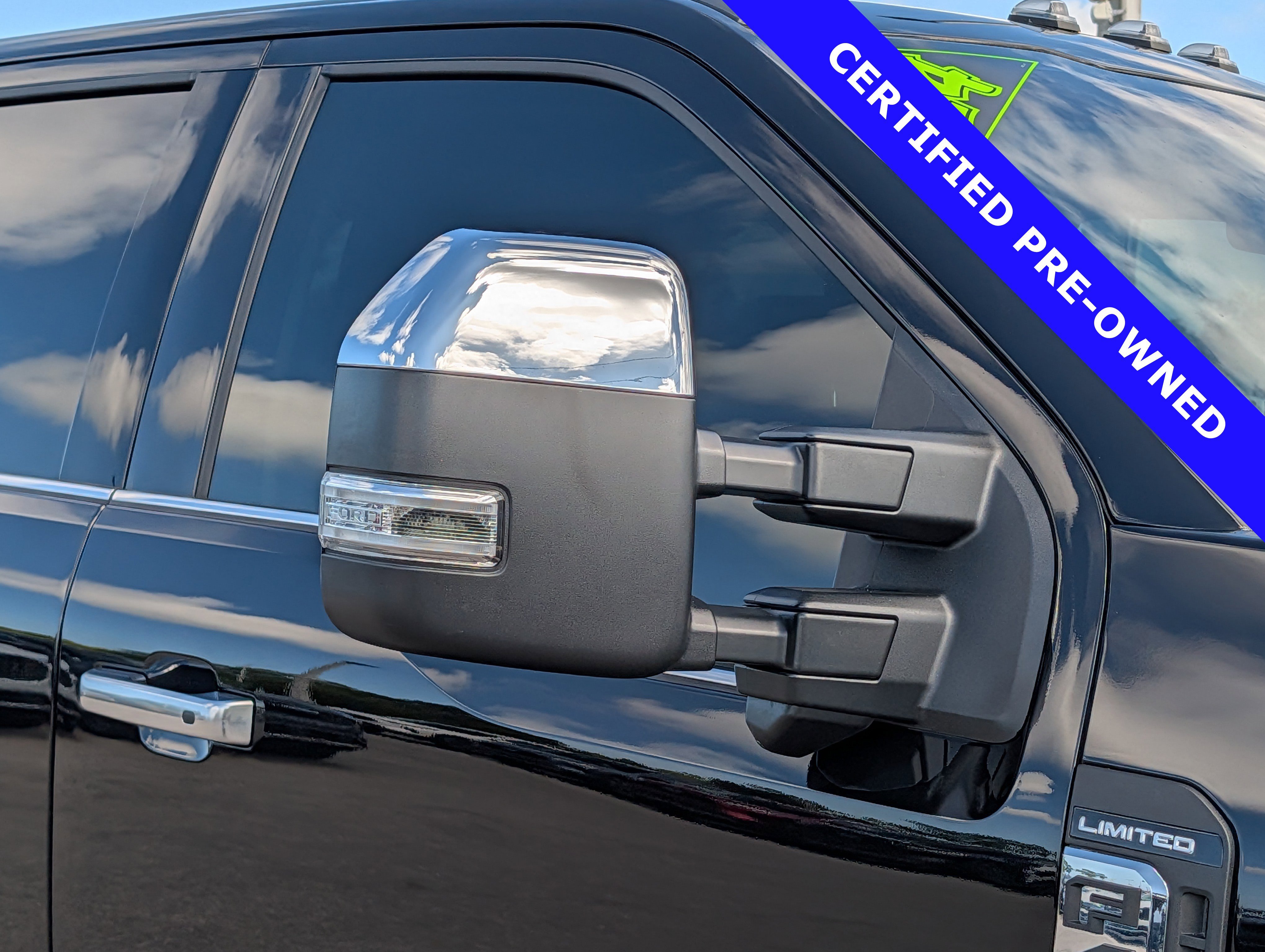 Certified 2024 Ford F450 Limited w/ FX4 Off-Road Package AWD/4WD image 10