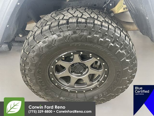 Used 2023 Jeep Gladiator Rubicon w/ LED Lighting Group AWD/4WD image 33