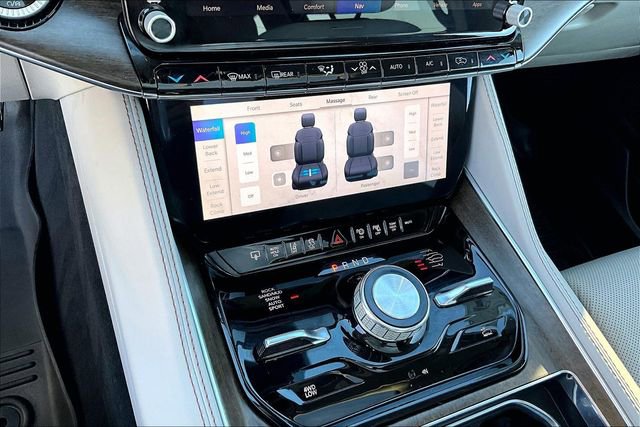 Used 2022 Jeep Grand Wagoneer Series I image 19