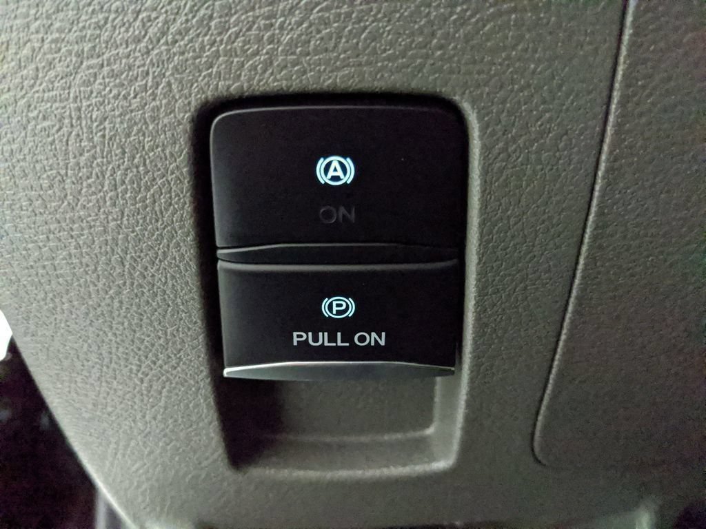 Certified 2024 Ford Transit 350 XLT RWD image 40