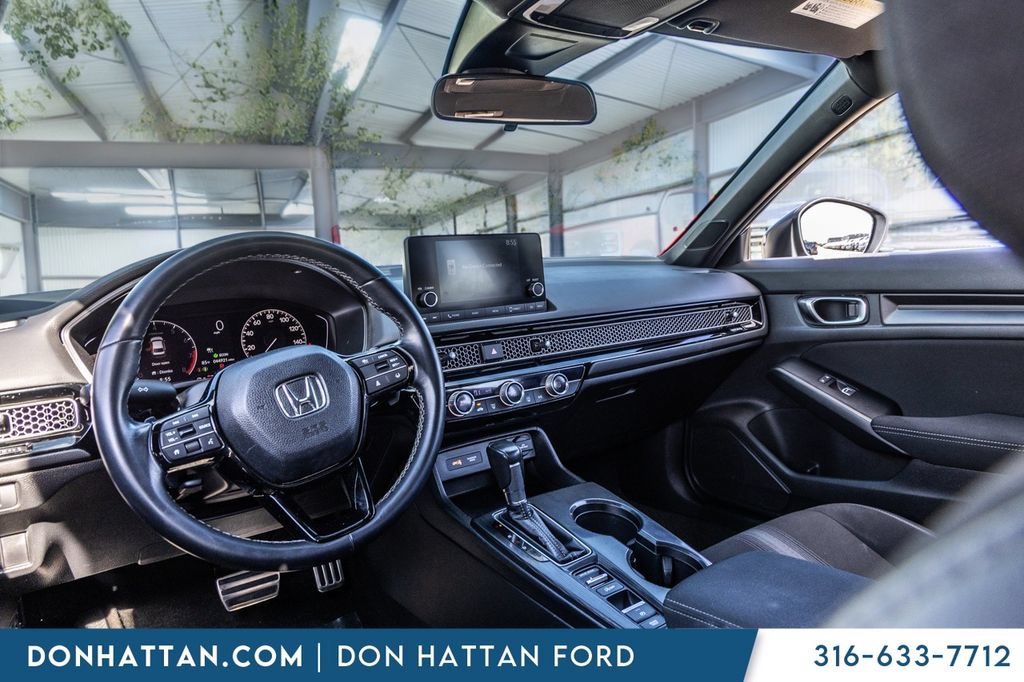 Used 2023 Honda Civic Sport image 16