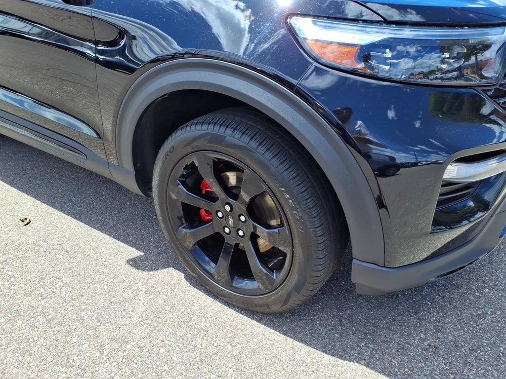 Certified 2023 Ford Explorer ST-Line AWD/4WD image 5