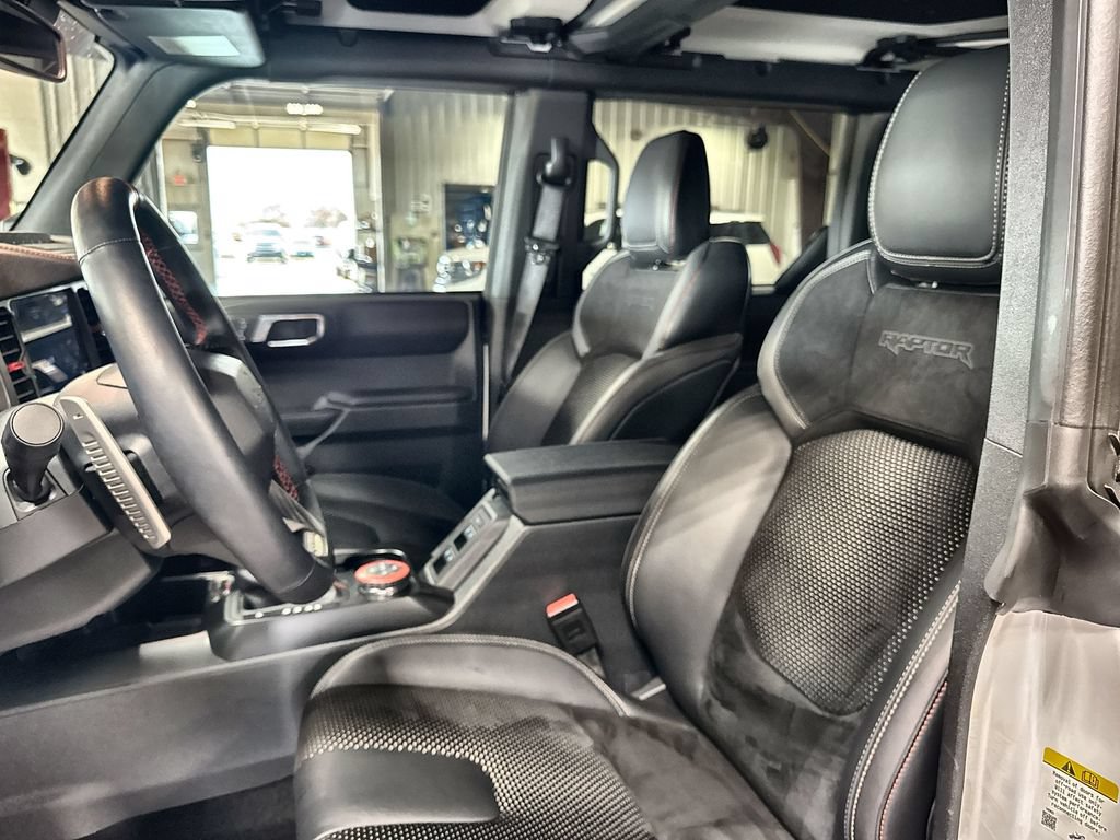Certified 2025 Ford Bronco Raptor w/ Interior Carbon Fiber Pack AWD/4WD image 12