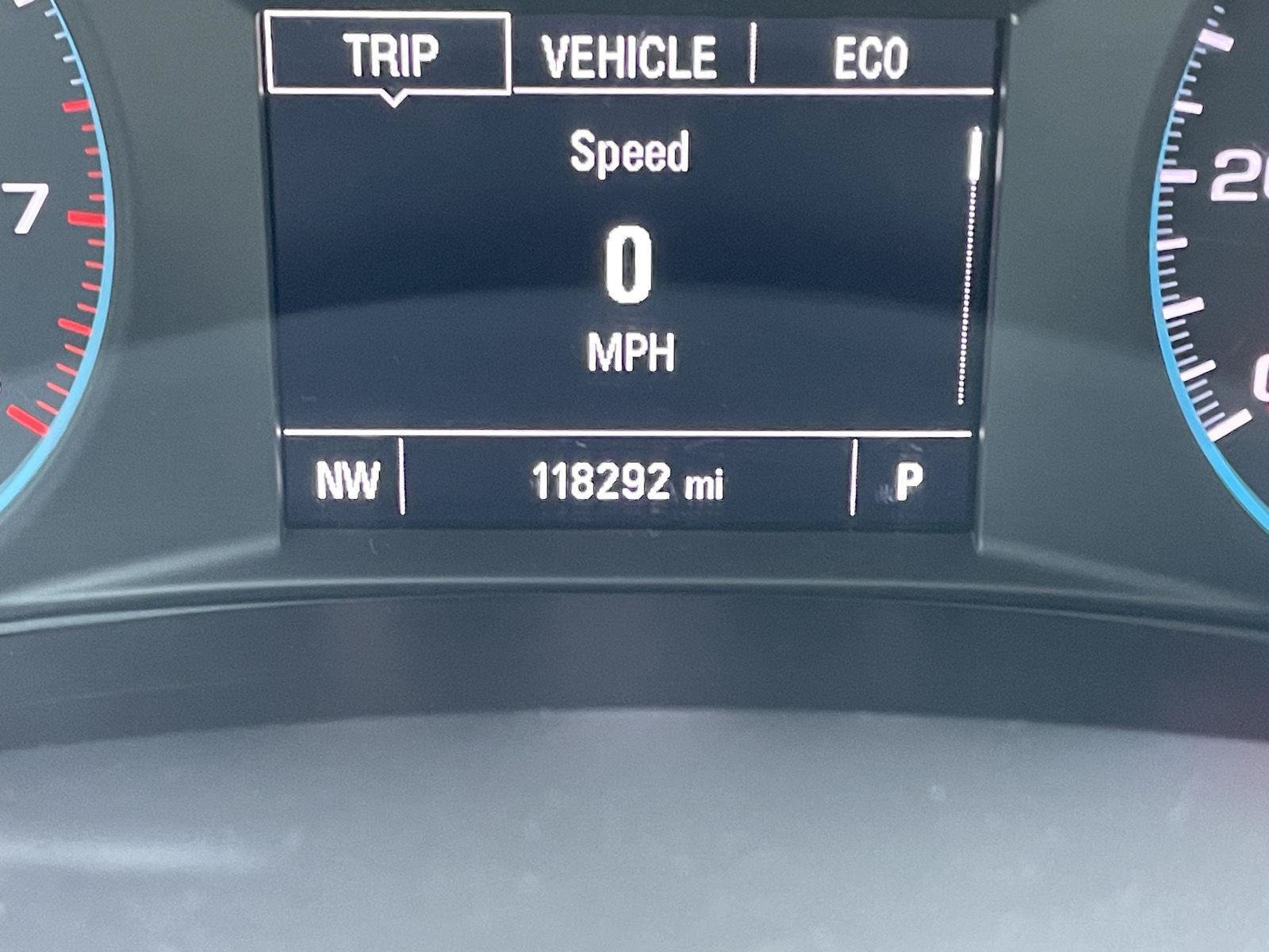 Used 2019 Chevrolet Malibu LT FWD image 3