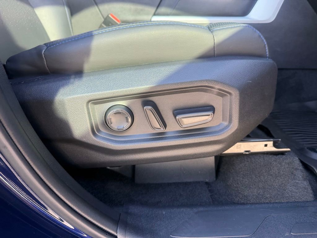 Used 2022 Toyota Tundra Platinum w/ Advanced Package image 61