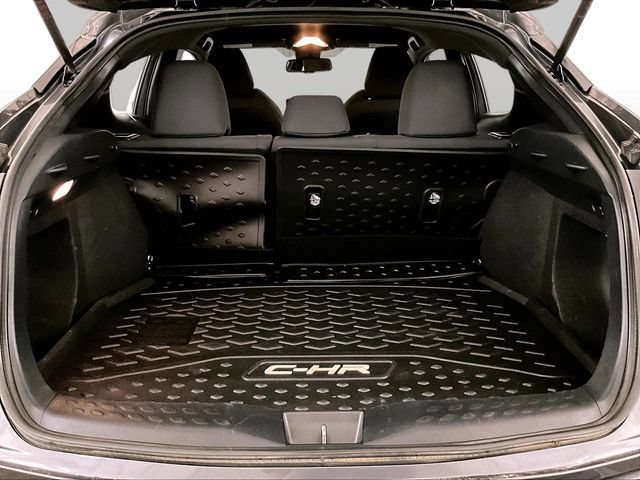 Used 2019 Toyota C-HR XLE FWD image 33