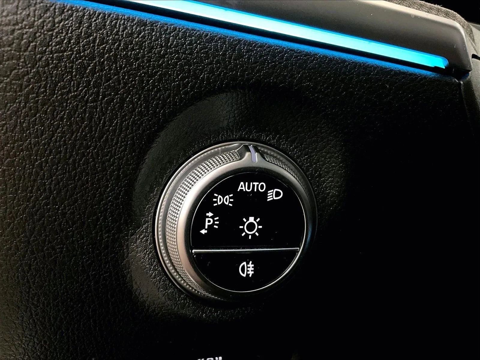 Used 2022 Mercedes-Benz C 300 4MATIC Sedan image 30