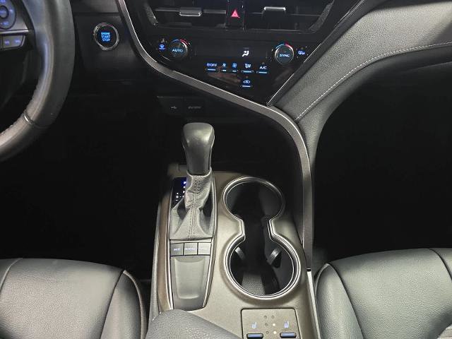 Used 2023 Toyota Camry SE w/ Cold Weather Package FWD image 15