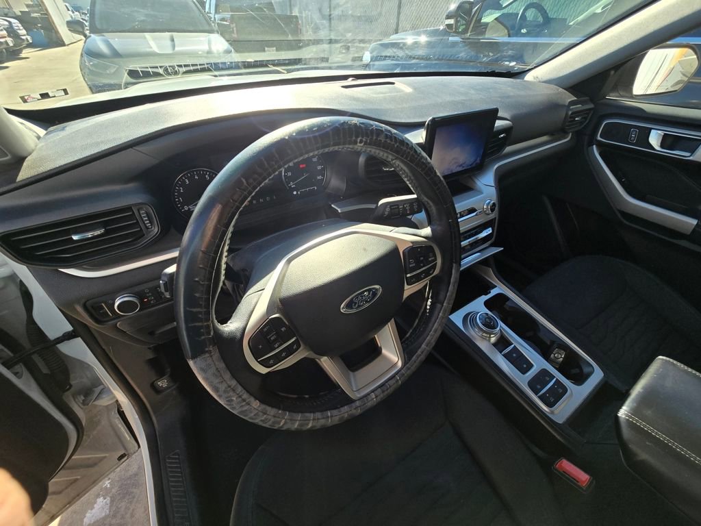 Certified 2021 Ford Explorer XLT image 12