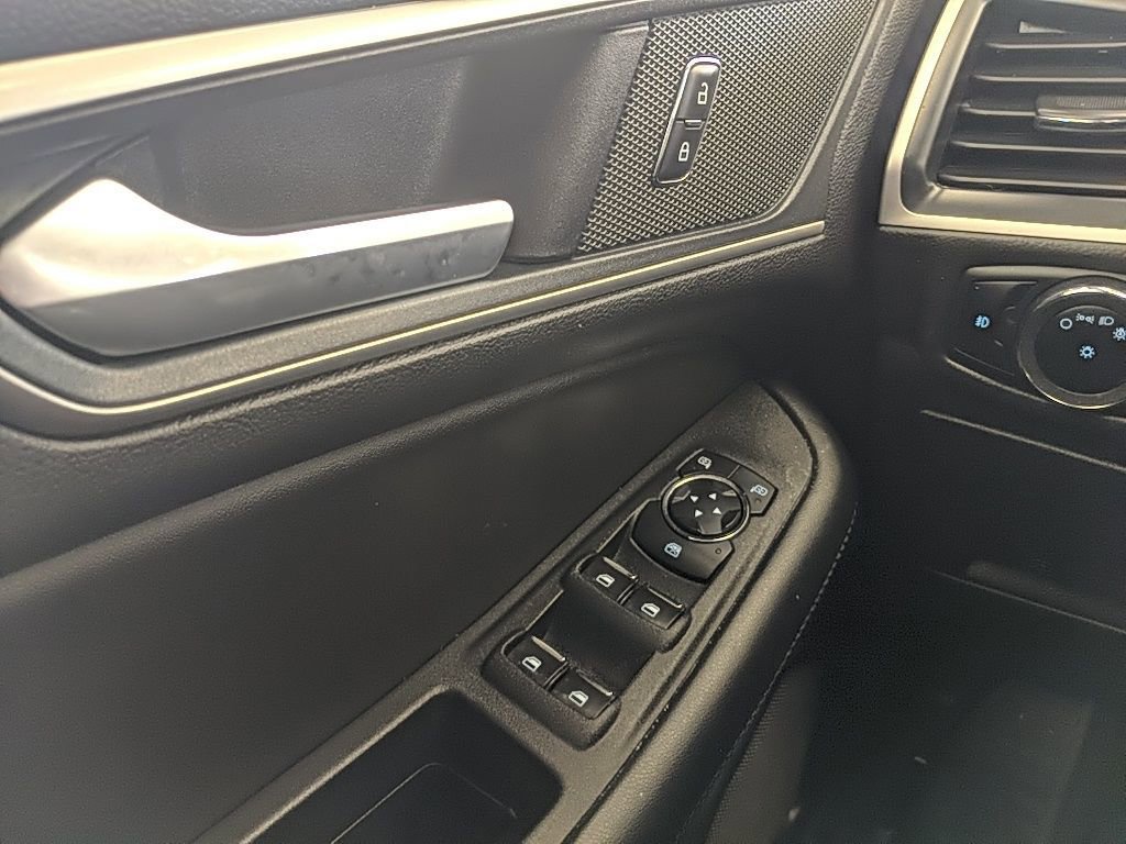 Certified 2024 Ford Edge SEL w/ Convenience Package image 29