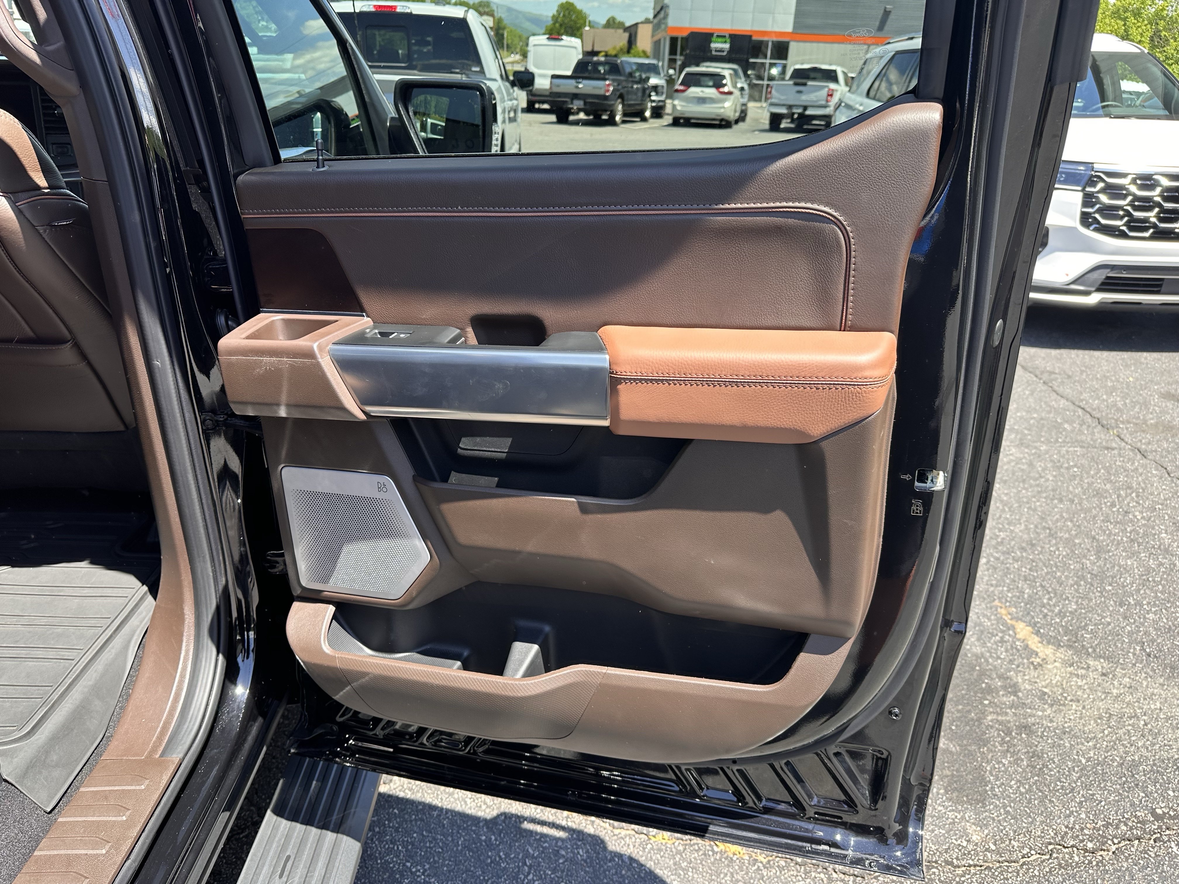 Certified 2025 Ford F150 King Ranch w/ FX4 Off-Road Package AWD/4WD image 18