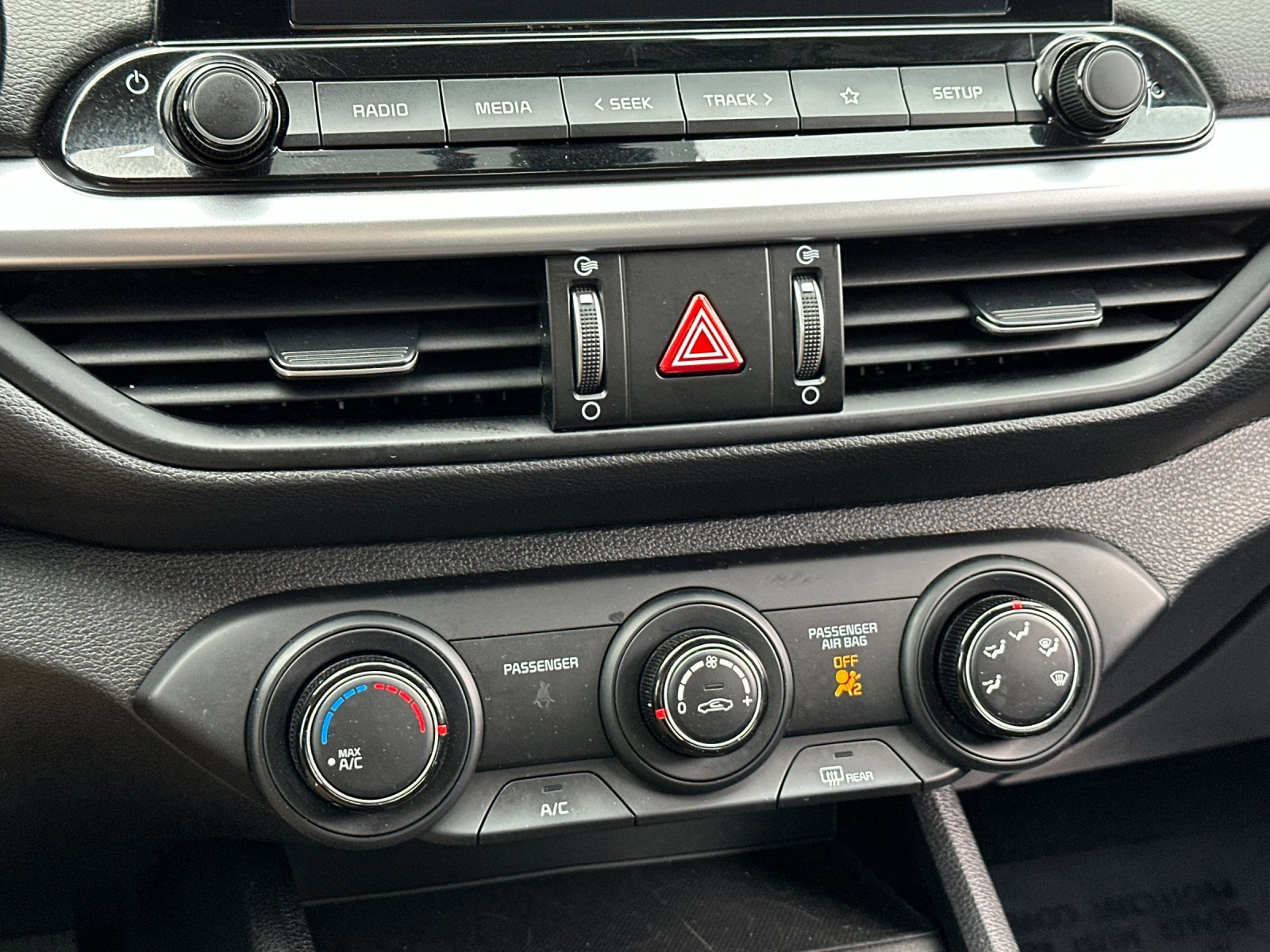 Used 2023 Kia Forte LXS image 18