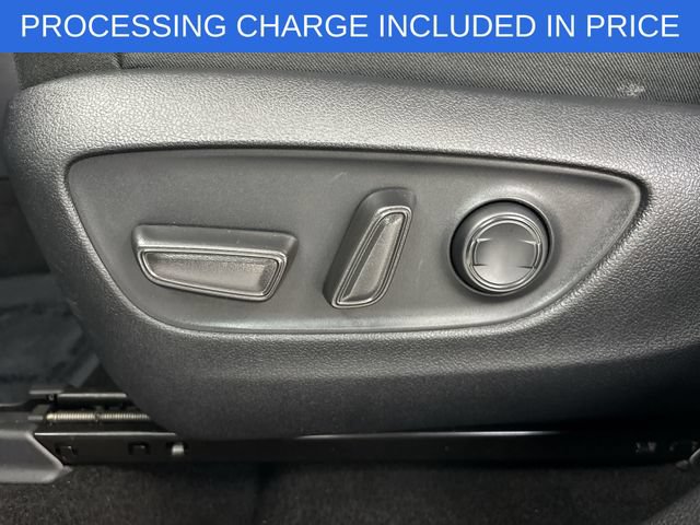 Used 2022 Toyota RAV4 XLE w/ Protection Package (TMS) AWD/4WD image 4