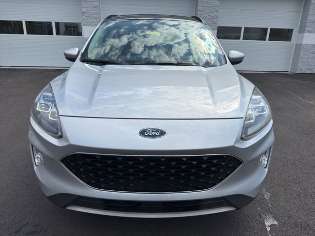 Certified 2020 Ford Escape Titanium image 10