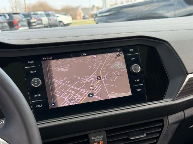 Used 2024 Volkswagen Jetta SEL FWD image 3