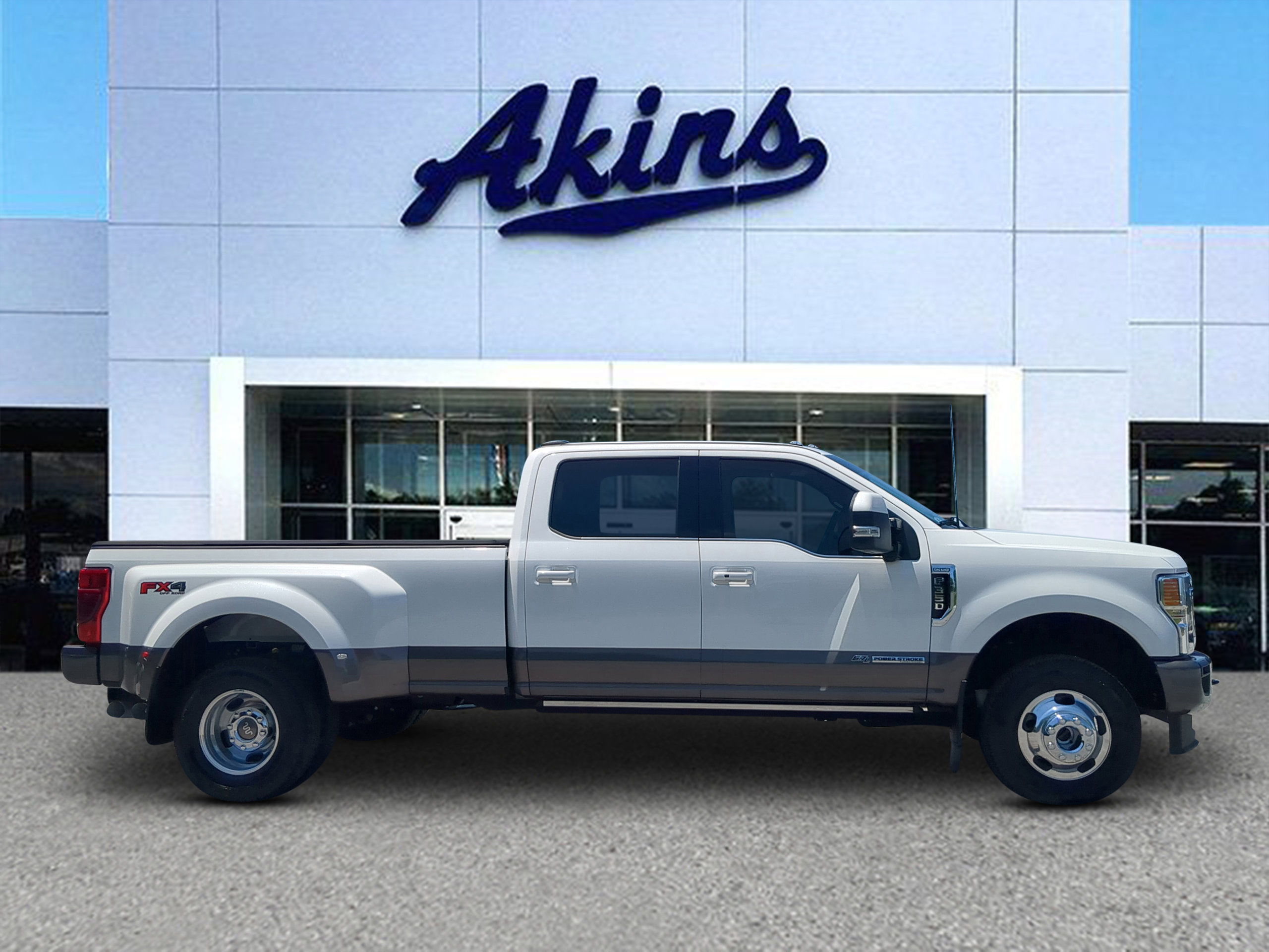 Certified 2022 Ford F350 King Ranch w/ King Ranch Ultimate Package AWD/4WD image 1