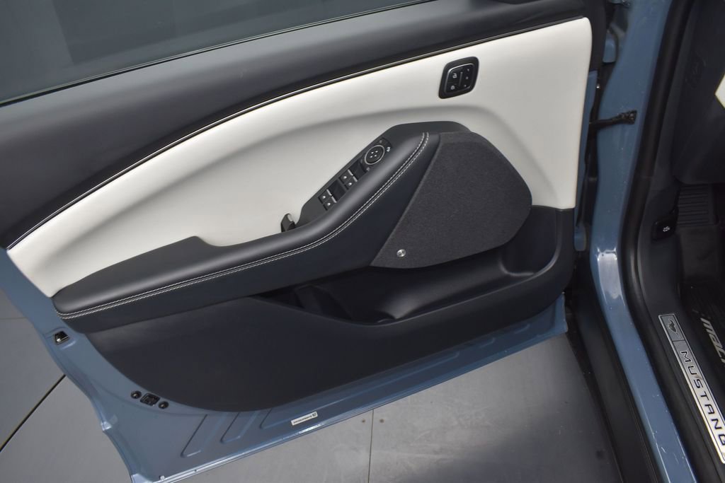 Certified 2023 Ford Mustang Mach-E Premium AWD/4WD image 9