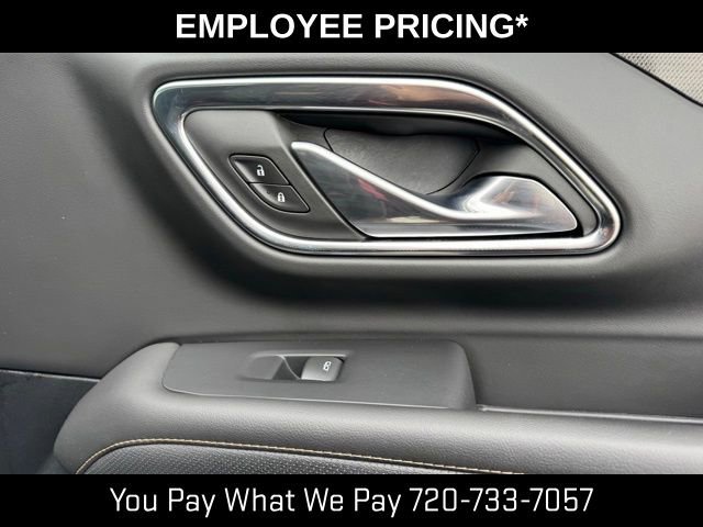 Used 2024 GMC Yukon AT4 w/ Technology Package AWD/4WD image 25