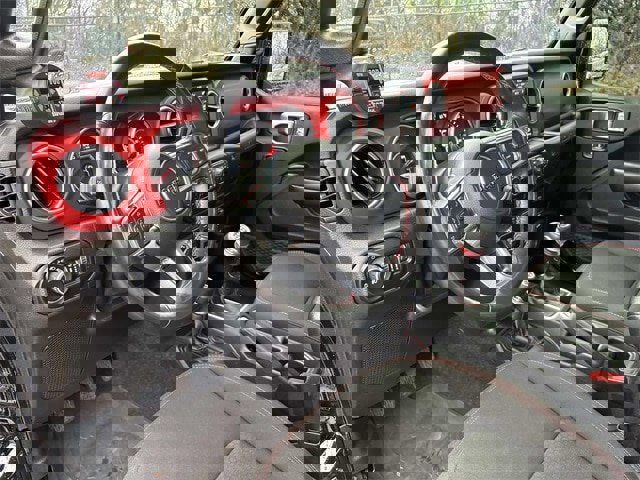 Used 2020 Jeep Wrangler Rubicon image 24