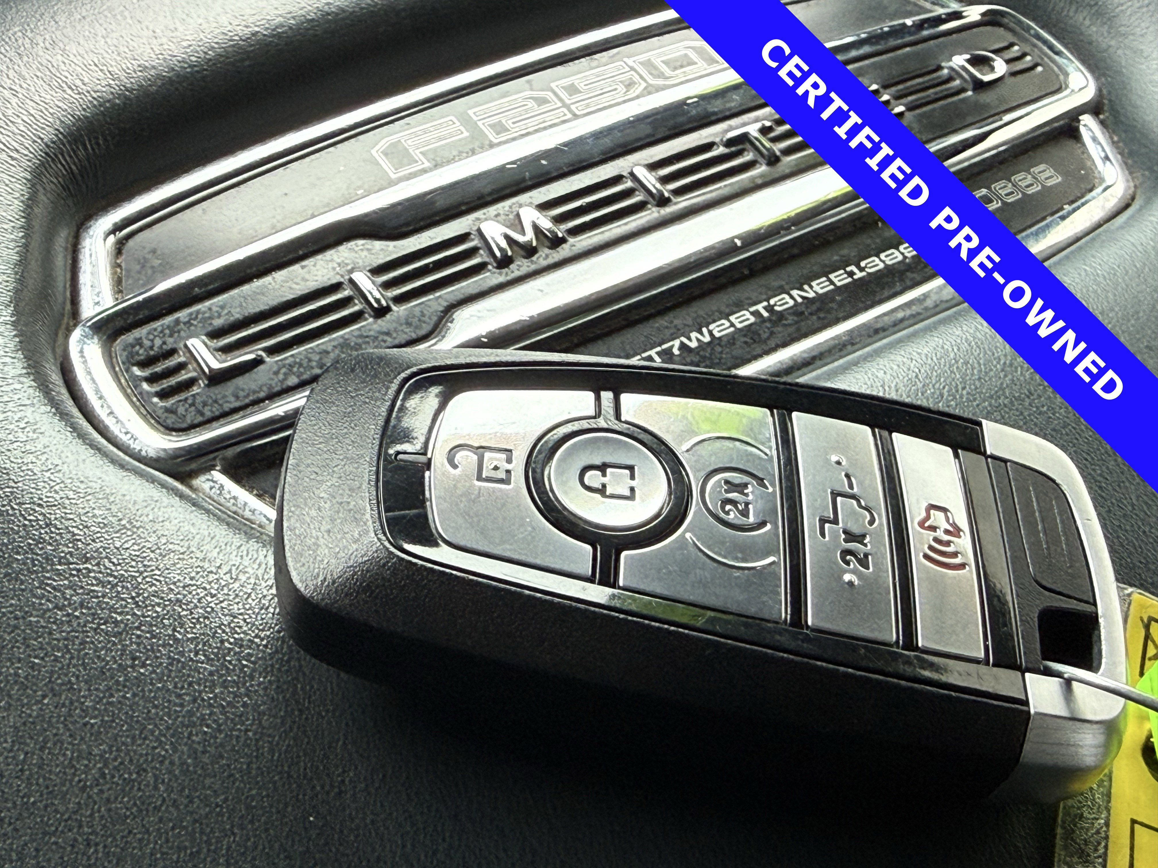 Certified 2022 Ford F250 Limited w/ FX4 Off-Road Package image 38