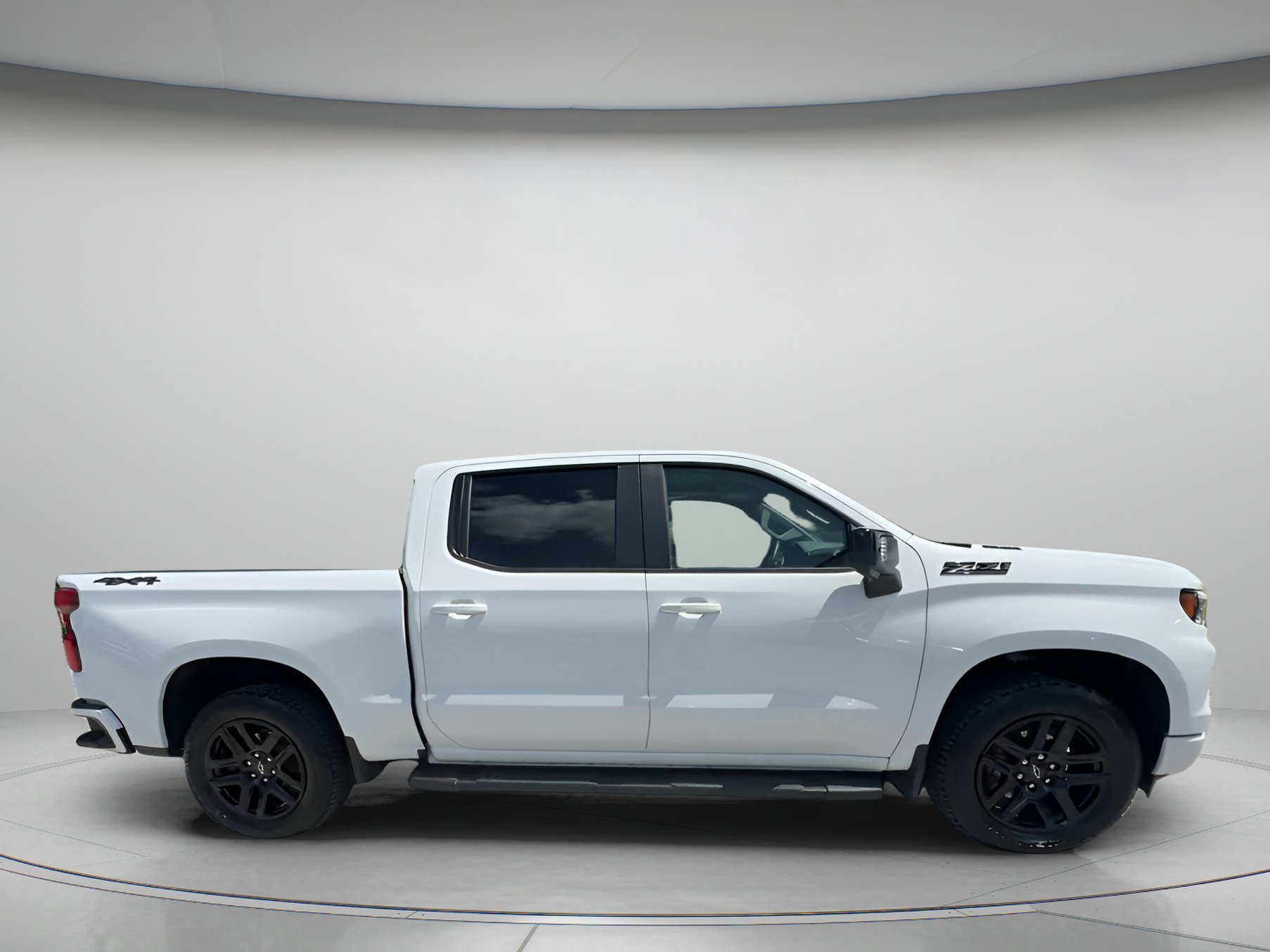 Used 2025 Chevrolet Silverado 1500 RST w/ Dark Appearance Package AWD/4WD image 35