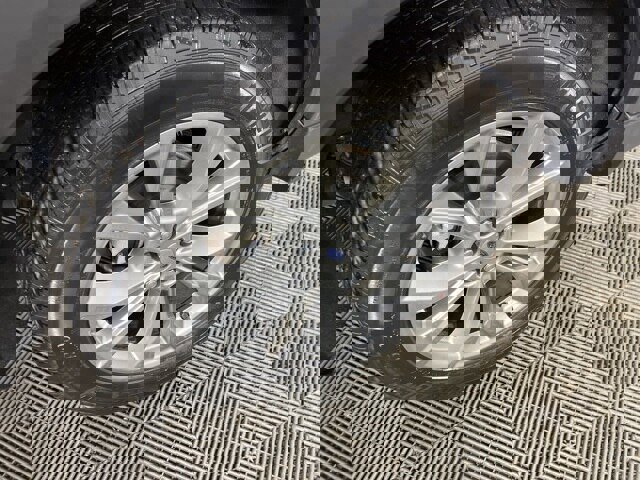 Certified 2023 Ford Explorer XLT w/ Equipment Group 202A image 7