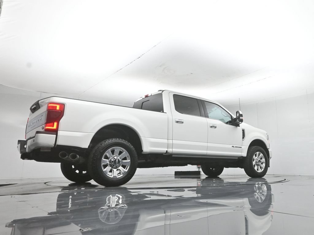 Certified 2022 Ford F250 Platinum w/ FX4 Off-Road Package AWD/4WD image 52
