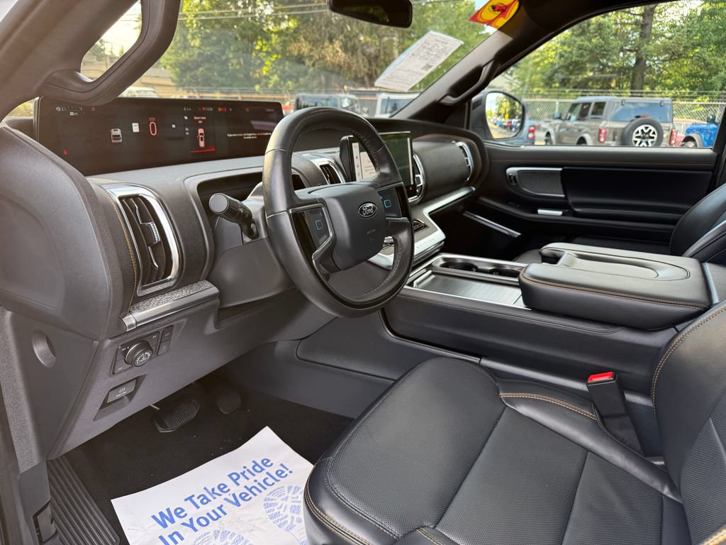 Certified 2025 Ford Expedition Tremor AWD/4WD image 27