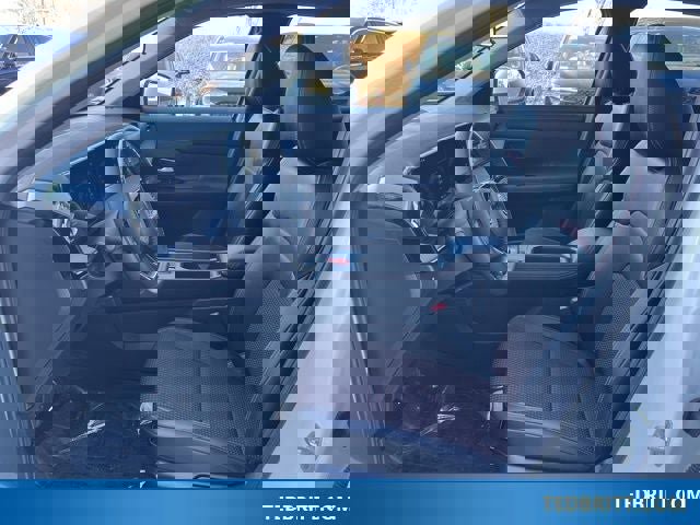 Used 2025 Nissan Kicks SR image 23