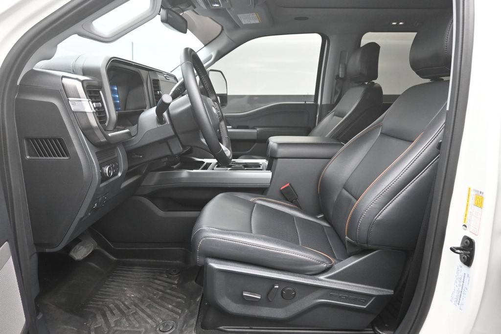 Certified 2025 Ford F350 Lariat w/ Lariat Ultimate Package AWD/4WD image 18