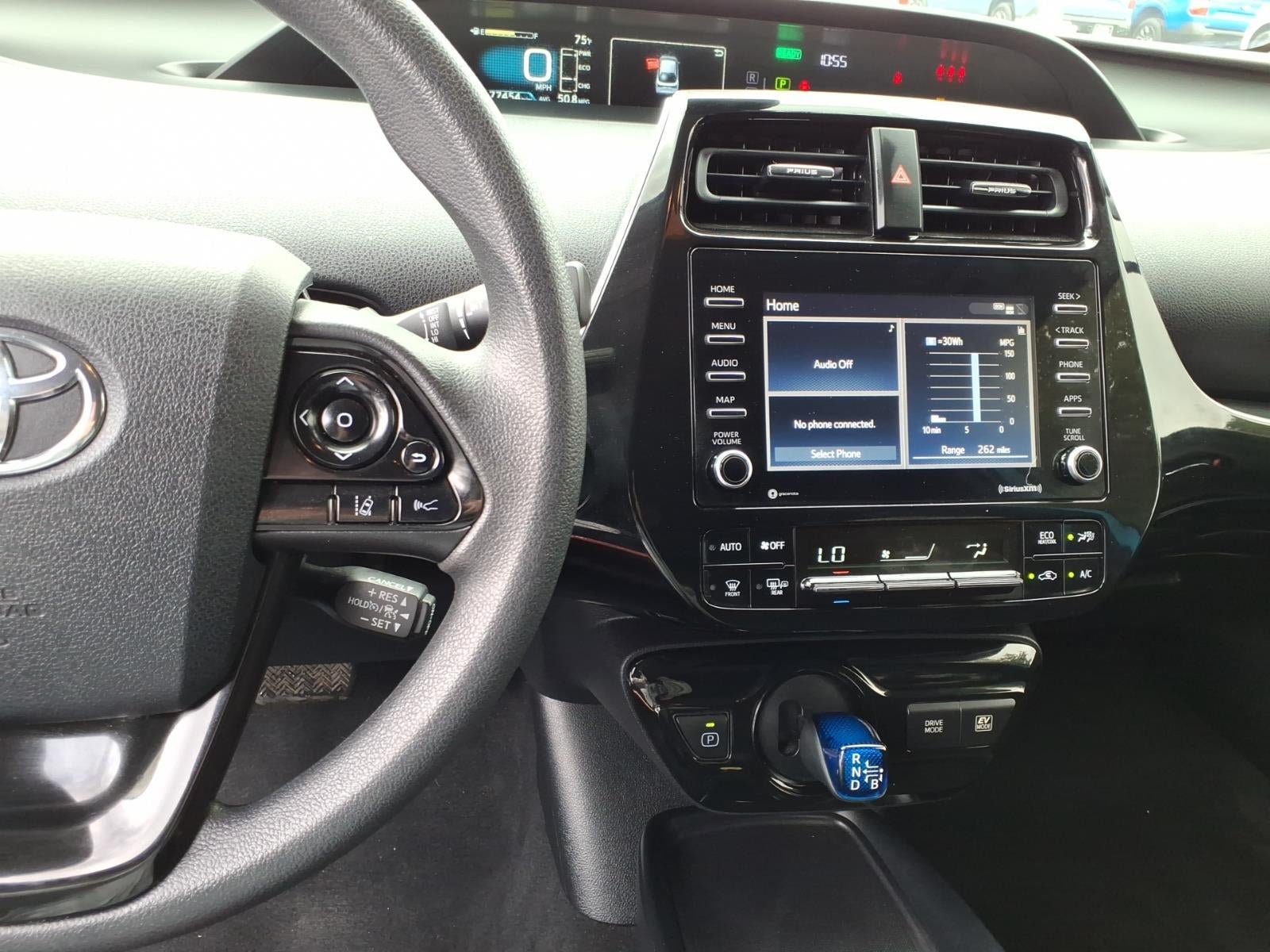 Used 2021 Toyota Prius L Eco FWD image 29