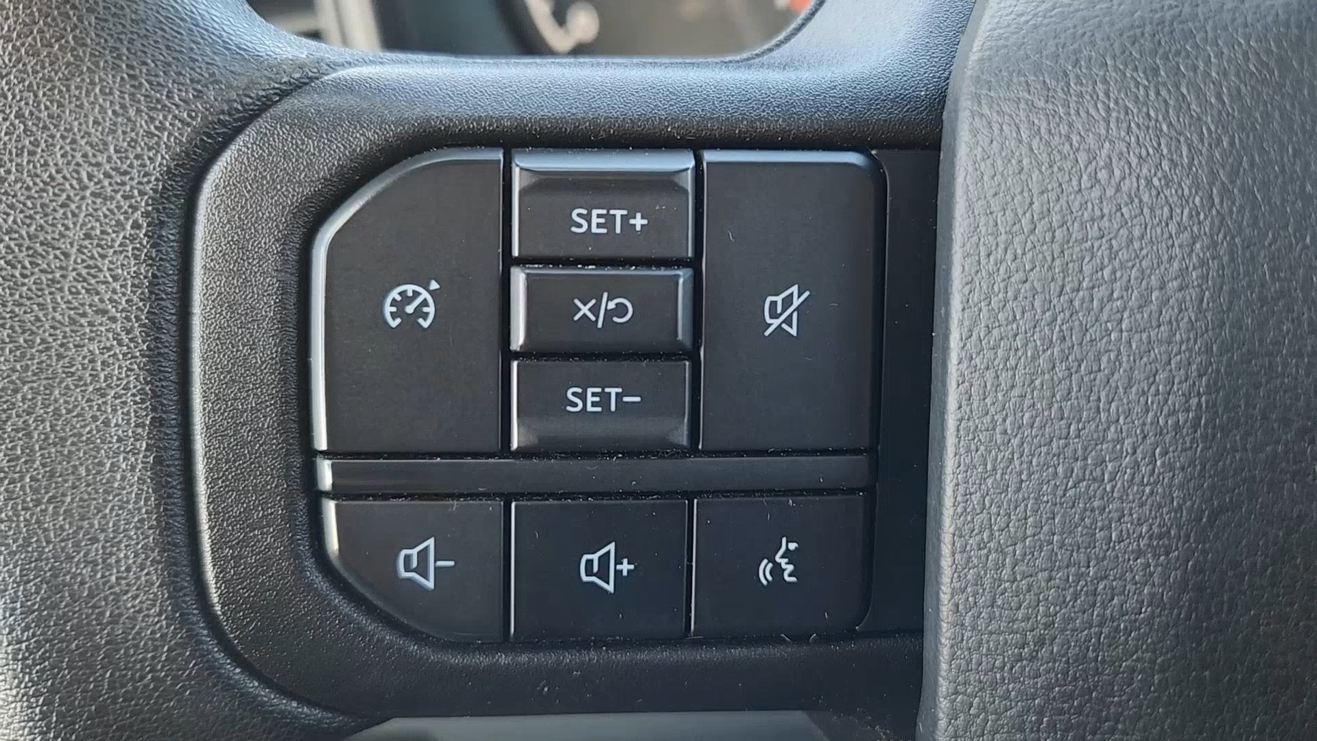 Certified 2024 Ford F250 XLT image 11