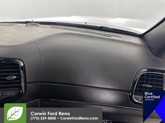 Used 2020 Jeep Grand Cherokee Overland AWD/4WD image 32