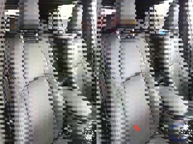 Used 2022 Toyota RAV4 SE image 32